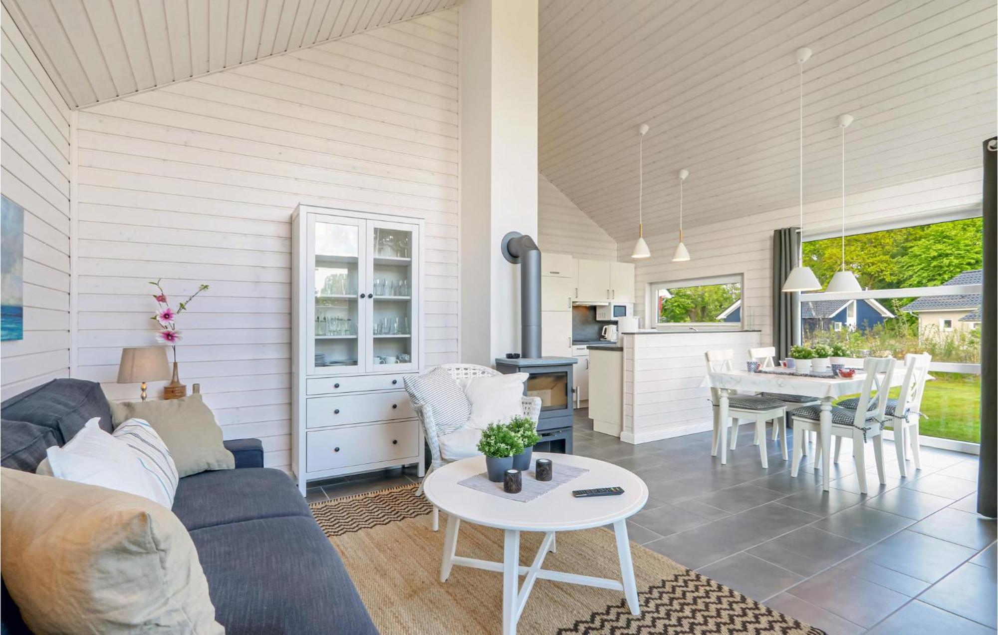 Cozy Home In Krems Ii-Warderbrueck With Wifi Gols Buitenkant foto