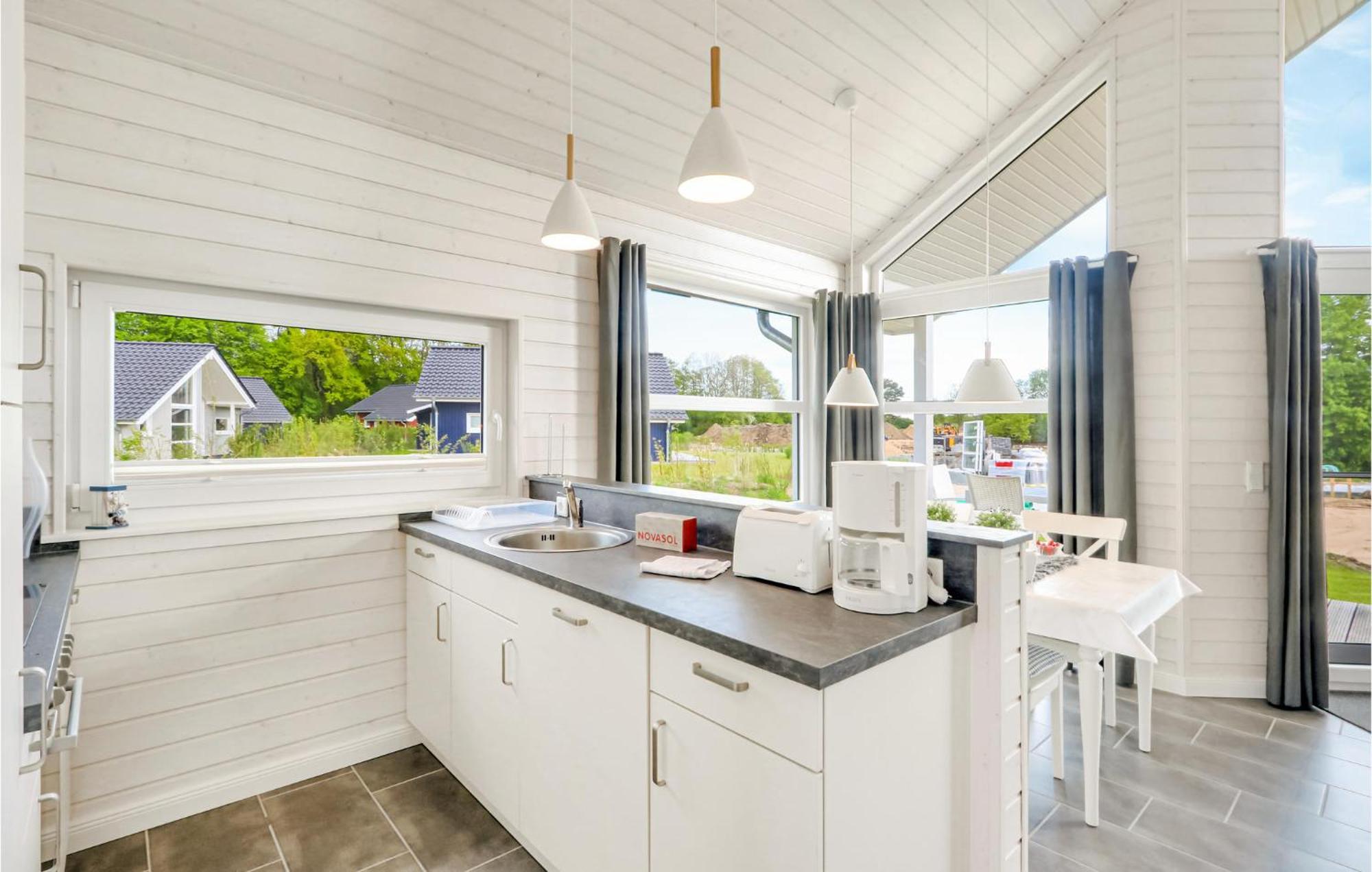 Cozy Home In Krems Ii-Warderbrueck With Wifi Gols Buitenkant foto